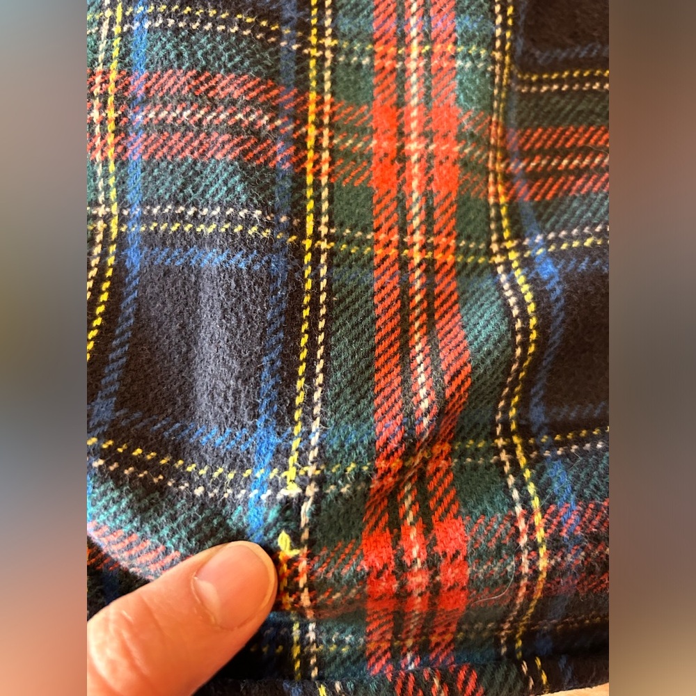 Heavy duty, worn in, vintage hooded flannel.  Adult size Small. - Picture 10 of 10